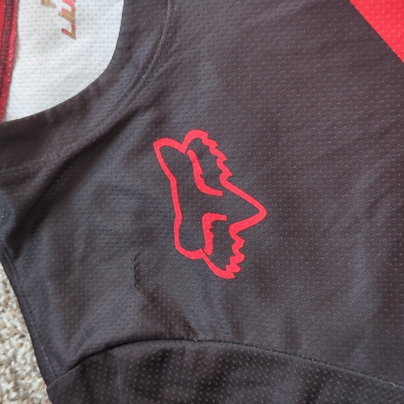 Red bike jersey size large - Picture 3 of 15